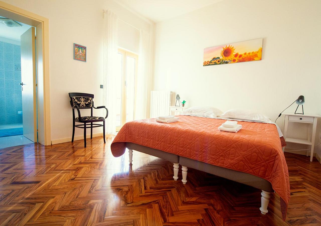Casa Amrita, Yoga B&B แตราโม ภายนอก รูปภาพ